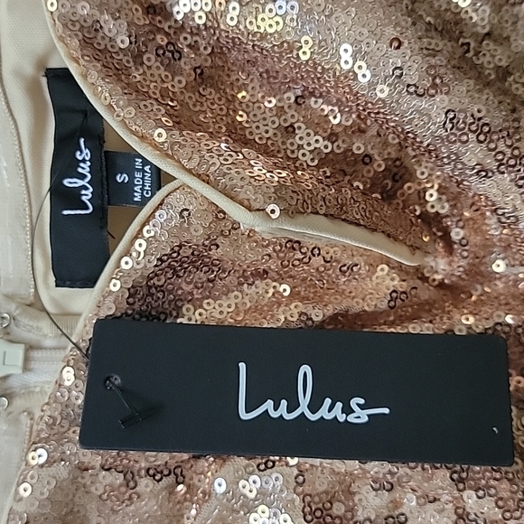 Lulus Magic Maker Gold Metallic Off-Shoulder Bodycon Mini Dress S - Picture 11 of 11